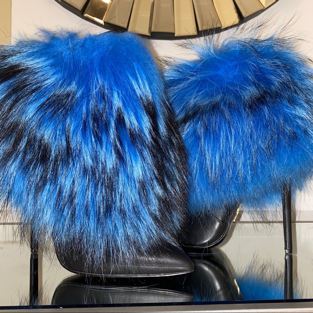 Lust for Life in Hue Blue Lola